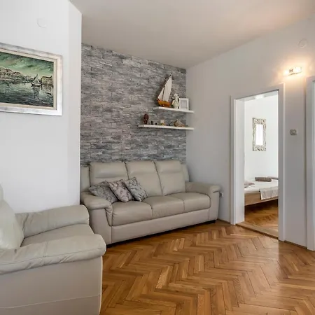 Apartmán Luxury Karla *