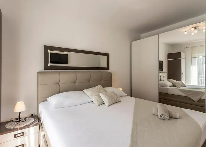 Luxury Apartment Karla Lägenhet