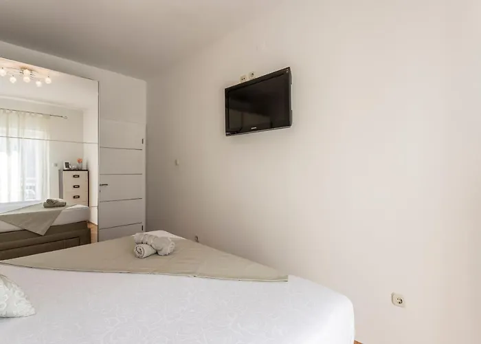 Luxury Karla Apartament *